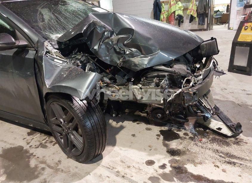 Photo 6 of 2021 Kia Forte GT-LINE (VIN 3KPF34AD2ME285551)