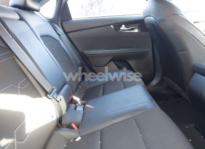 Photo 8 of 2021 Kia Forte GT-LINE (VIN 3KPF34AD2ME365349)