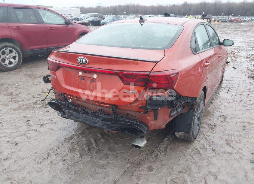 Photo 4 of 2021 Kia Forte GT-LINE (VIN 3KPF34AD2ME414064)