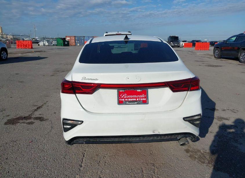 Photo 16 of 2019 Kia Forte S (VIN 3KPF34AD3KE012891)