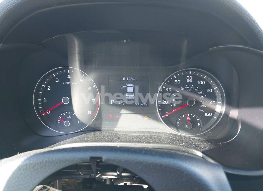 Photo 7 of 2019 Kia Forte S (VIN 3KPF34AD3KE025723)