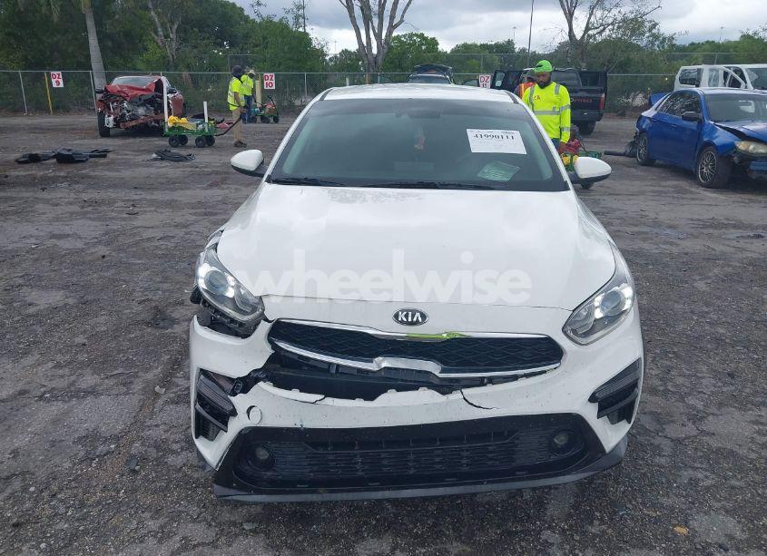 Photo 12 of 2019 Kia Forte S (VIN 3KPF34AD3KE119391)