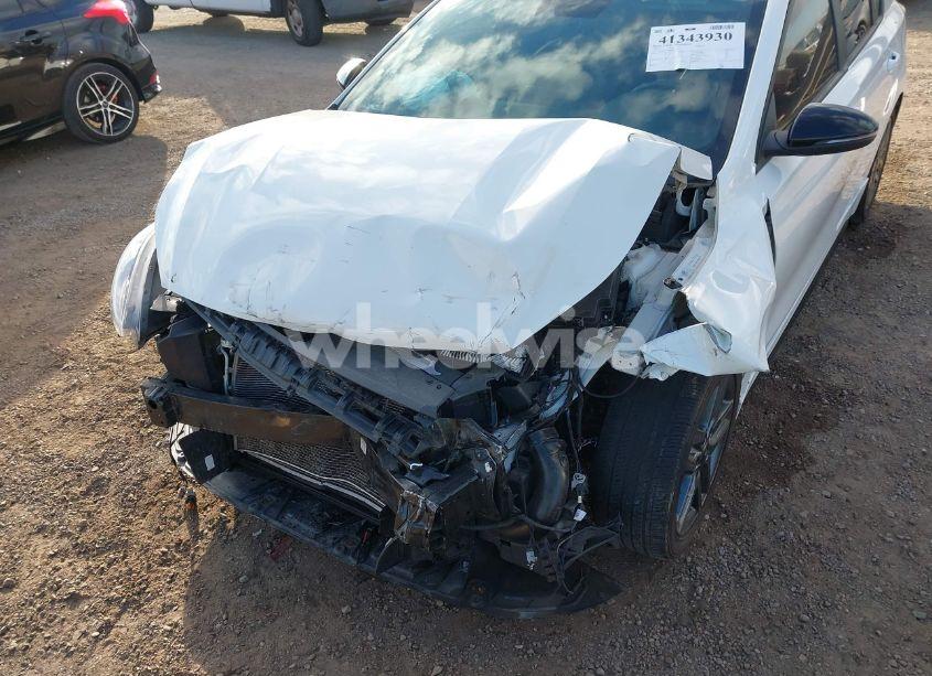 Photo 6 of 2021 Kia Forte GT-LINE (VIN 3KPF34AD3ME269116)