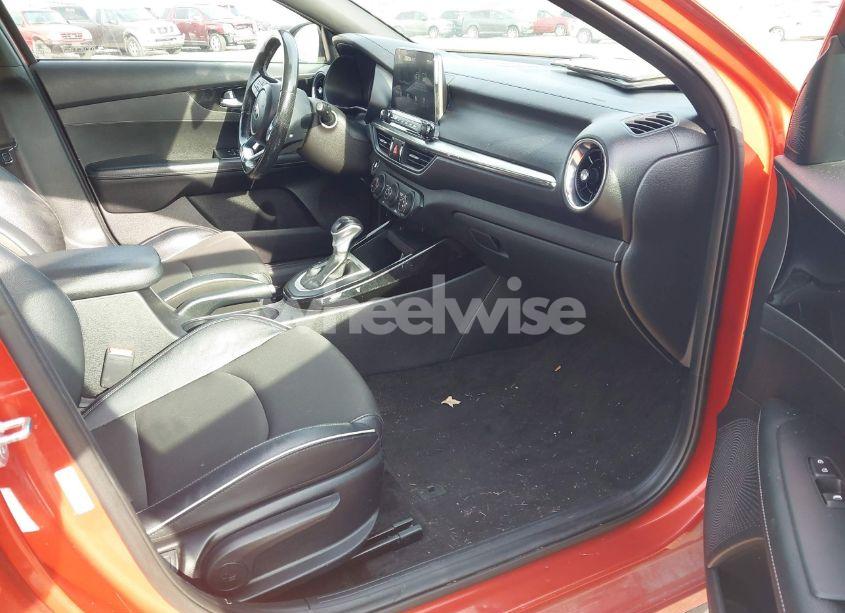 Photo 5 of 2021 Kia Forte GT-LINE (VIN 3KPF34AD3ME282979)