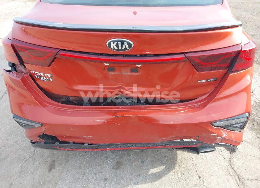 Photo 6 of 2021 Kia Forte GT-LINE (VIN 3KPF34AD3ME282979)