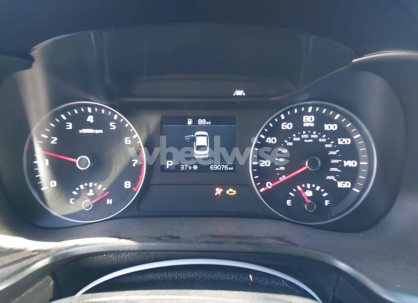 Photo 7 of 2021 Kia Forte GT-LINE (VIN 3KPF34AD3ME289480)