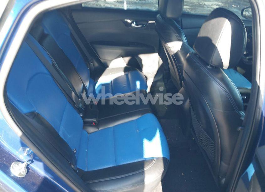 Photo 8 of 2021 Kia Forte GT-LINE (VIN 3KPF34AD3ME289480)