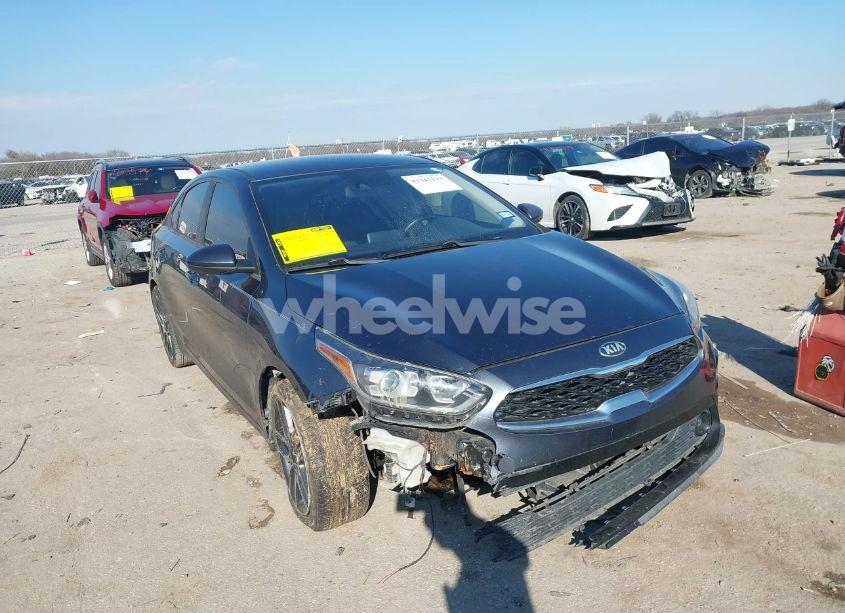 2019 Kia Forte S (VIN 3KPF34AD4KE067673) main photo