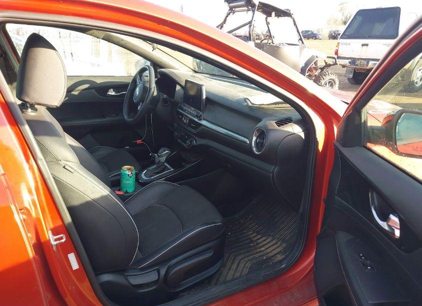 Photo 5 of 2020 Kia Forte GT-LINE (VIN 3KPF34AD4LE139019)