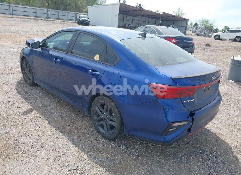 Photo 3 of 2020 Kia Forte GT-LINE (VIN 3KPF34AD4LE206699)