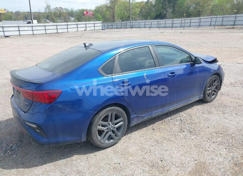Photo 4 of 2020 Kia Forte GT-LINE (VIN 3KPF34AD4LE206699)