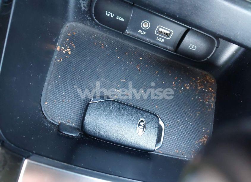 Photo 11 of 2020 Kia Forte GT-LINE (VIN 3KPF34AD4LE207965)
