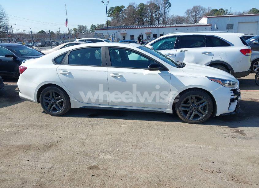 Photo 13 of 2020 Kia Forte GT-LINE (VIN 3KPF34AD4LE207965)