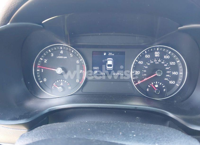 Photo 7 of 2020 Kia Forte GT-LINE (VIN 3KPF34AD4LE207965)