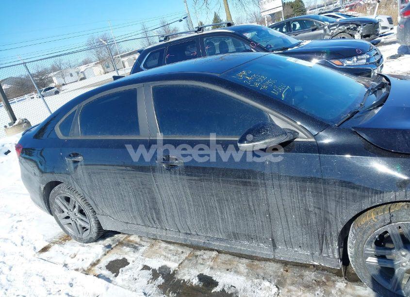 Photo 13 of 2021 Kia Forte GT-LINE (VIN 3KPF34AD4ME293103)