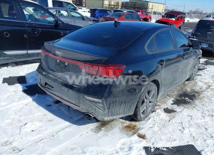 Photo 4 of 2021 Kia Forte GT-LINE (VIN 3KPF34AD4ME293103)