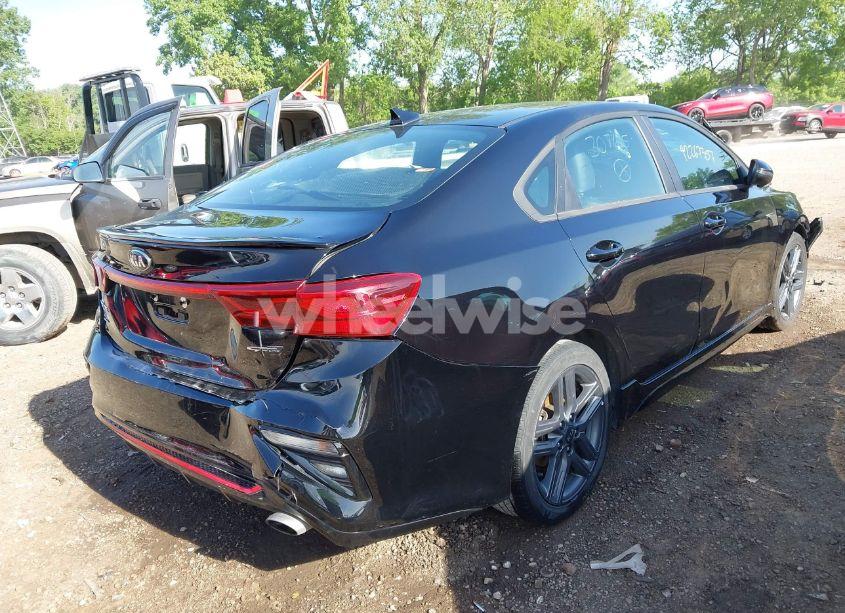Photo 4 of 2021 Kia Forte GT-LINE (VIN 3KPF34AD4ME307615)