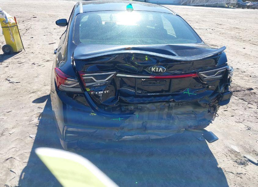 Photo 6 of 2021 Kia Forte GT-LINE (VIN 3KPF34AD4ME312054)