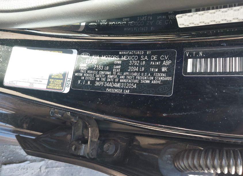 Photo 9 of 2021 Kia Forte GT-LINE (VIN 3KPF34AD4ME312054)