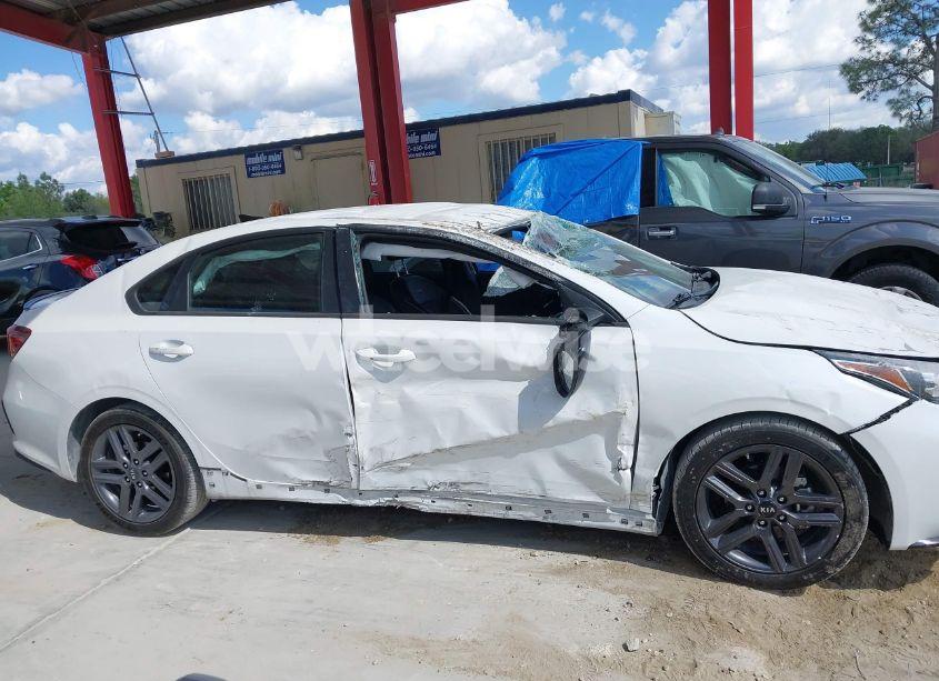 Photo 14 of 2021 Kia Forte GT-LINE (VIN 3KPF34AD4ME333650)