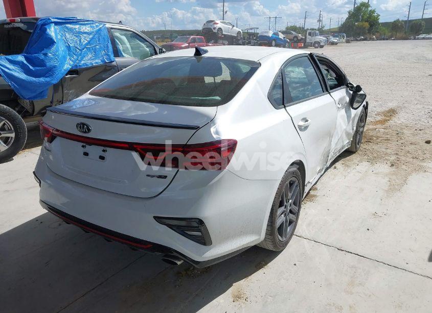 Photo 4 of 2021 Kia Forte GT-LINE (VIN 3KPF34AD4ME333650)