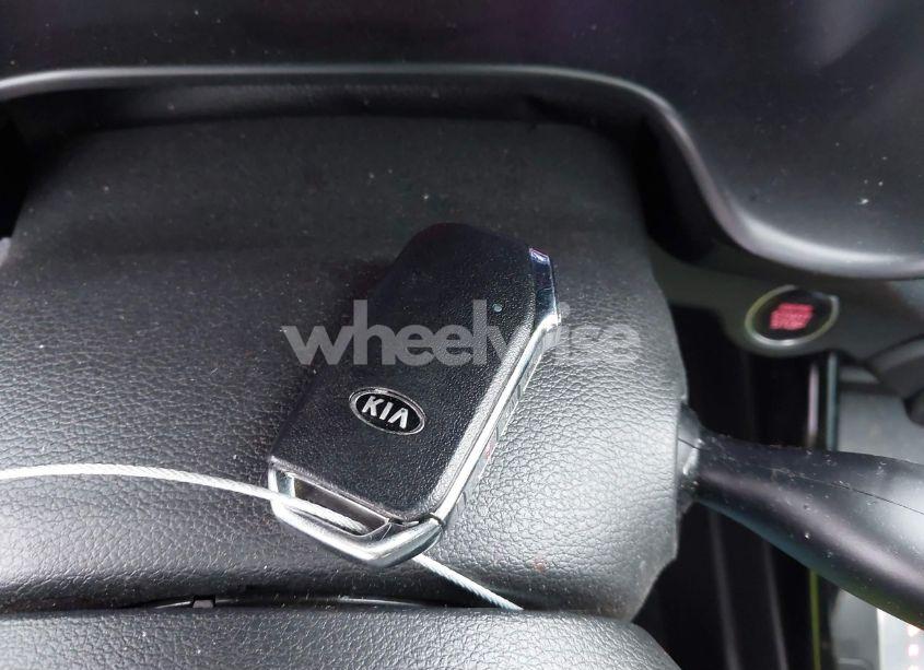 Photo 11 of 2021 Kia Forte GT-LINE (VIN 3KPF34AD4ME382427)