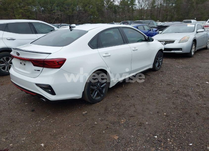 Photo 4 of 2021 Kia Forte GT-LINE (VIN 3KPF34AD4ME382427)