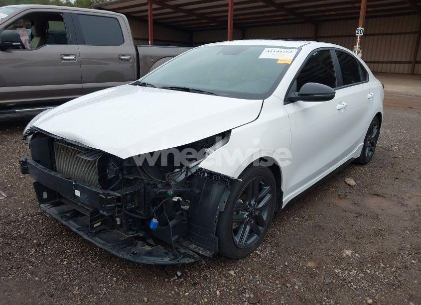 Photo 6 of 2021 Kia Forte GT-LINE (VIN 3KPF34AD4ME382427)