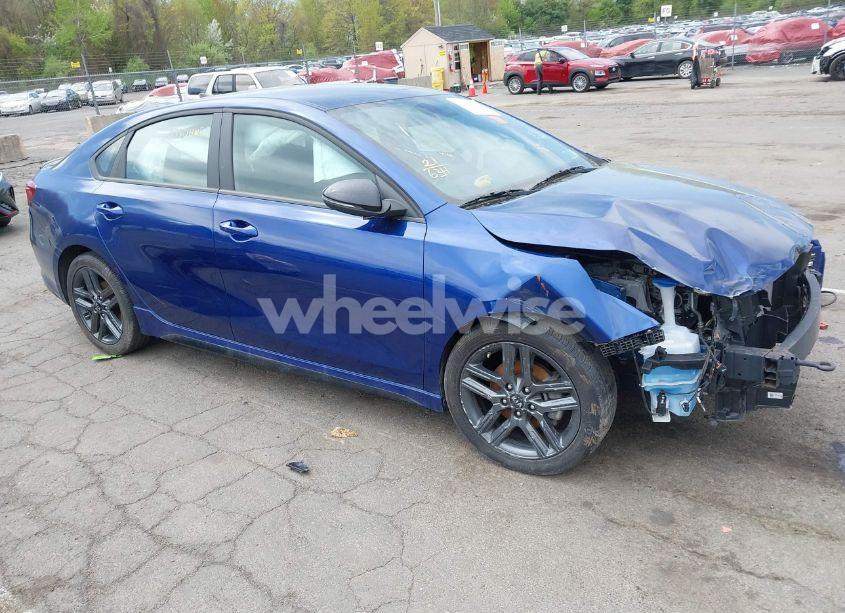 2021 Kia Forte GT-LINE (VIN 3KPF34AD4ME423784) main photo