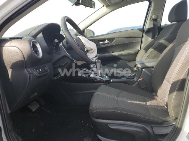 Photo 11 of 2024 KIA FORTE EX (VIN 3KPF34AD4RE758468)