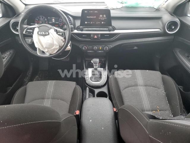 Photo 12 of 2024 KIA FORTE EX (VIN 3KPF34AD4RE758468)