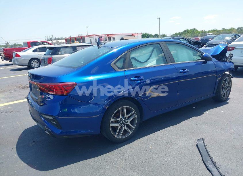 Photo 4 of 2019 Kia Forte S (VIN 3KPF34AD5KE026520)