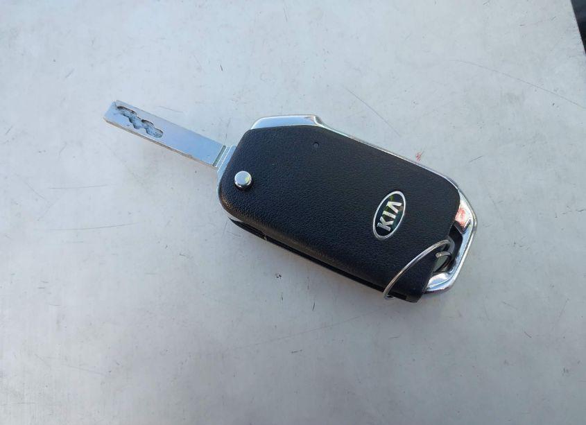 Photo 11 of 2019 Kia Forte S (VIN 3KPF34AD5KE034116)