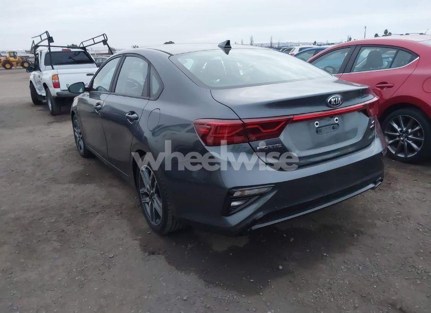 Photo 3 of 2019 Kia Forte S (VIN 3KPF34AD5KE041826)