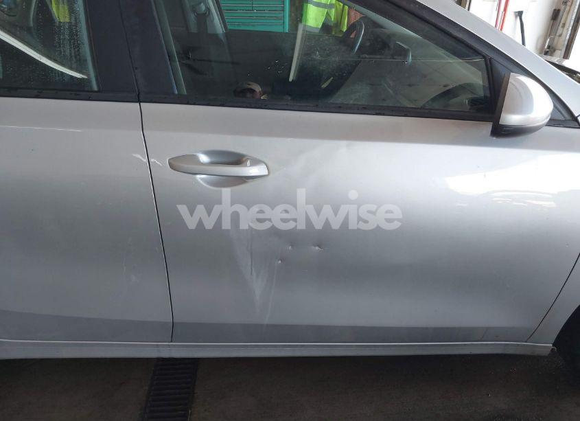 Photo 17 of 2019 Kia Forte S (VIN 3KPF34AD5KE105220)