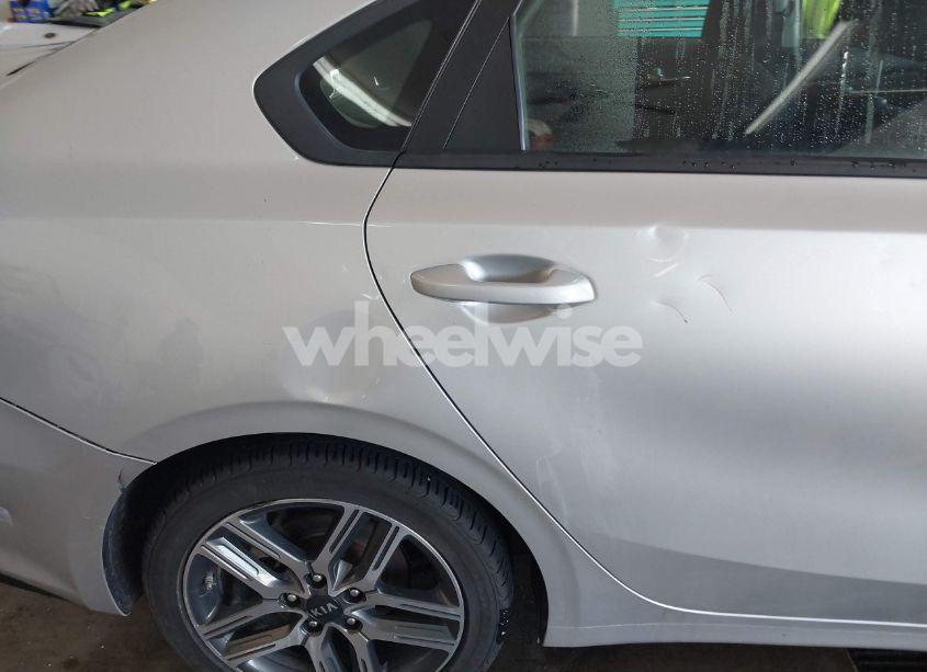 Photo 18 of 2019 Kia Forte S (VIN 3KPF34AD5KE105220)