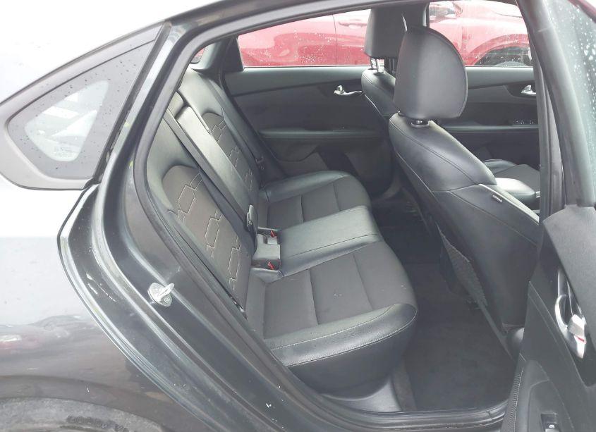 Photo 8 of 2020 Kia Forte GT-LINE (VIN 3KPF34AD5LE231546)