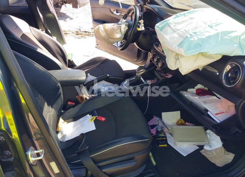 Photo 5 of 2020 Kia Forte GT-LINE (VIN 3KPF34AD5LE259217)