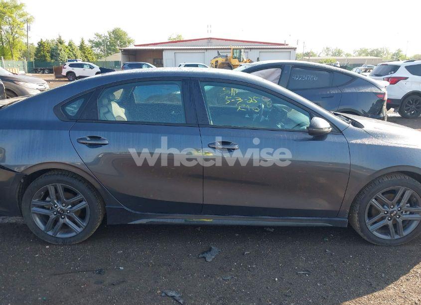 Photo 13 of 2021 Kia Forte GT-LINE (VIN 3KPF34AD5ME282322)