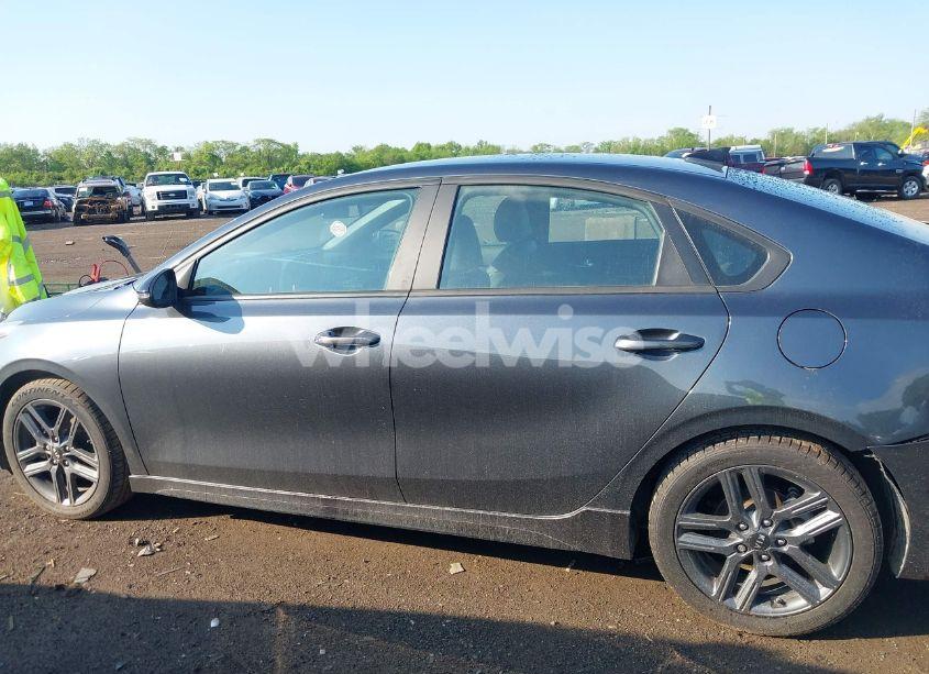 Photo 14 of 2021 Kia Forte GT-LINE (VIN 3KPF34AD5ME282322)