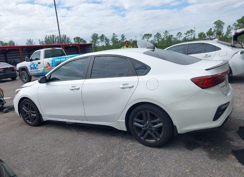 Photo 15 of 2021 Kia Forte GT-LINE (VIN 3KPF34AD5ME289562)