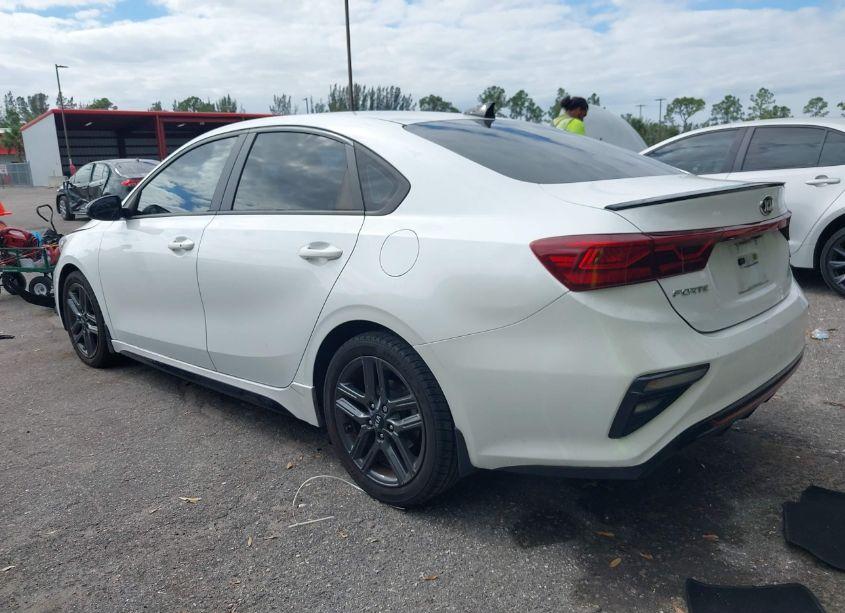 Photo 3 of 2021 Kia Forte GT-LINE (VIN 3KPF34AD5ME289562)