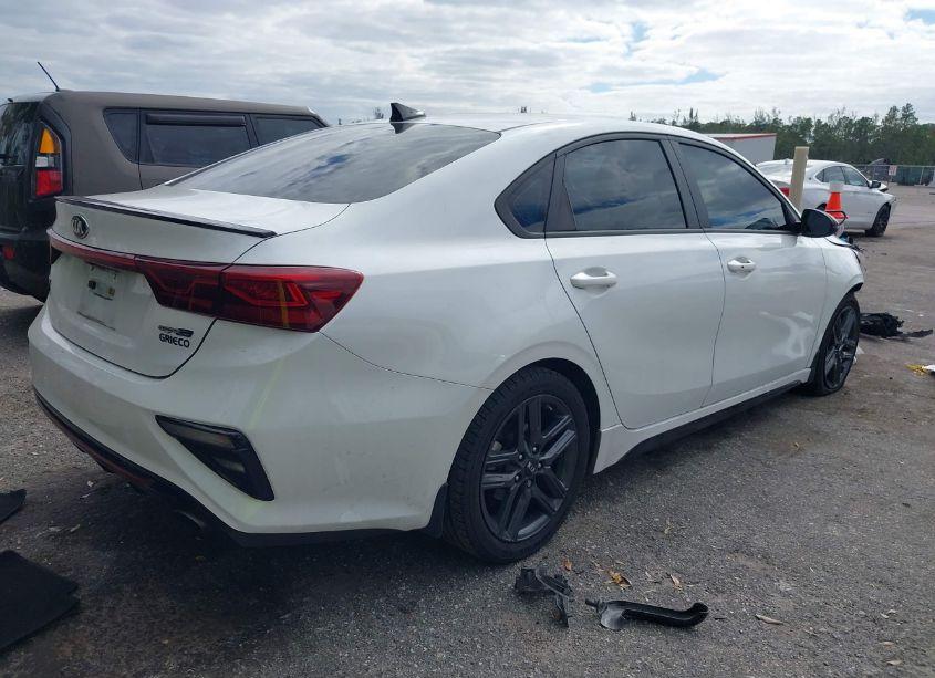 Photo 4 of 2021 Kia Forte GT-LINE (VIN 3KPF34AD5ME289562)