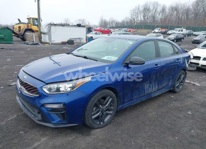 Photo 2 of 2021 Kia Forte GT-LINE (VIN 3KPF34AD5ME298021)