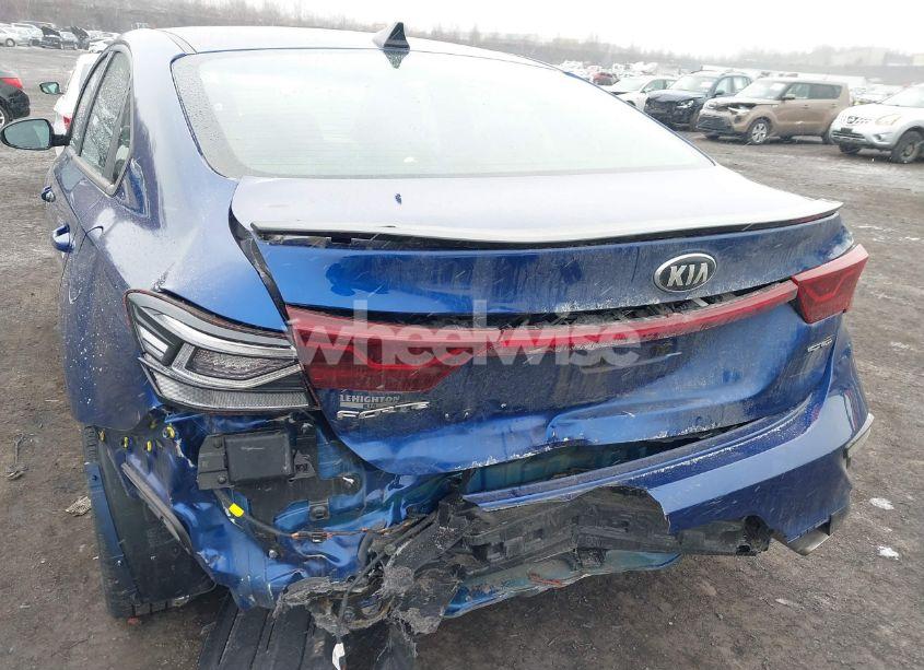 Photo 6 of 2021 Kia Forte GT-LINE (VIN 3KPF34AD5ME298021)