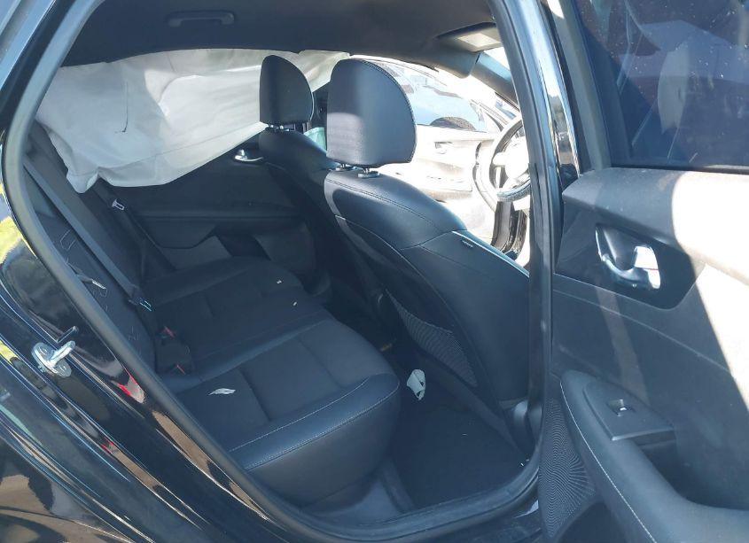 Photo 8 of 2021 Kia Forte GT-LINE (VIN 3KPF34AD5ME413328)