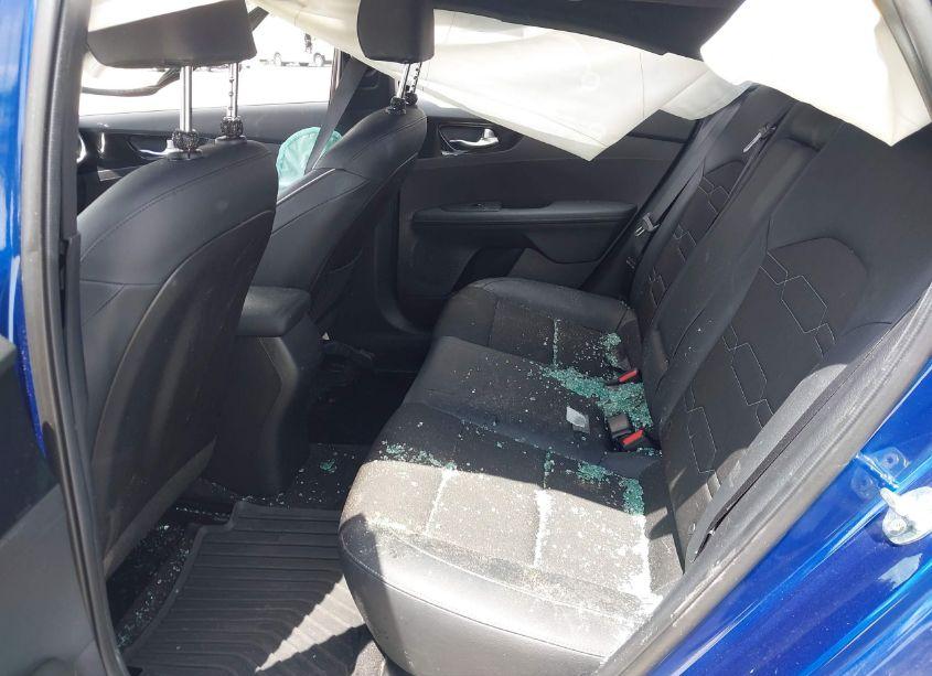 Photo 8 of 2021 Kia Forte GT-LINE (VIN 3KPF34AD5ME419310)