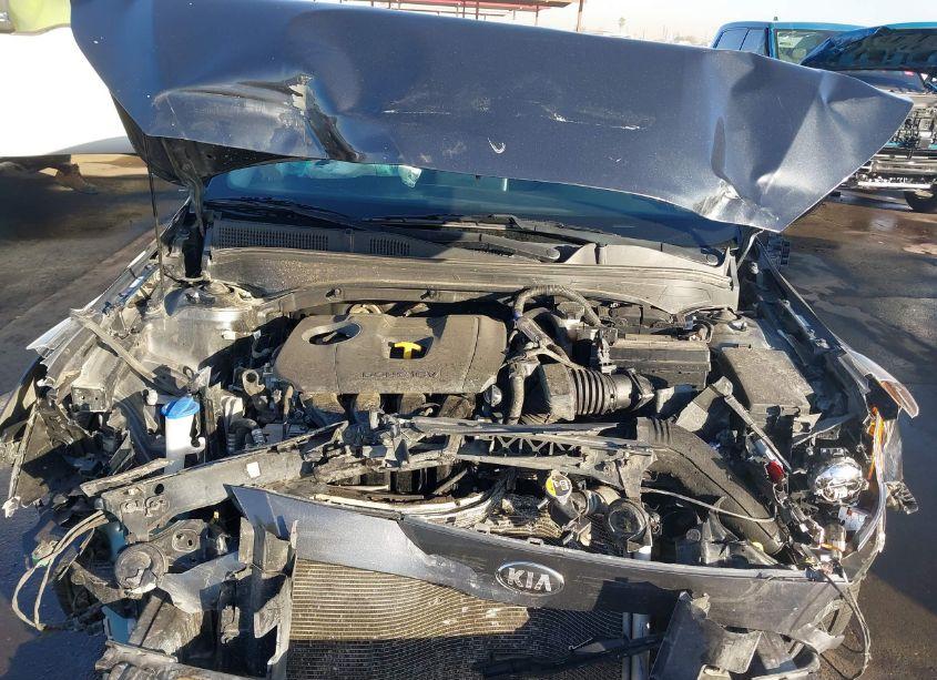 Photo 10 of 2019 Kia Forte S (VIN 3KPF34AD6KE048624)