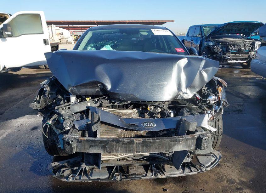 Photo 13 of 2019 Kia Forte S (VIN 3KPF34AD6KE048624)