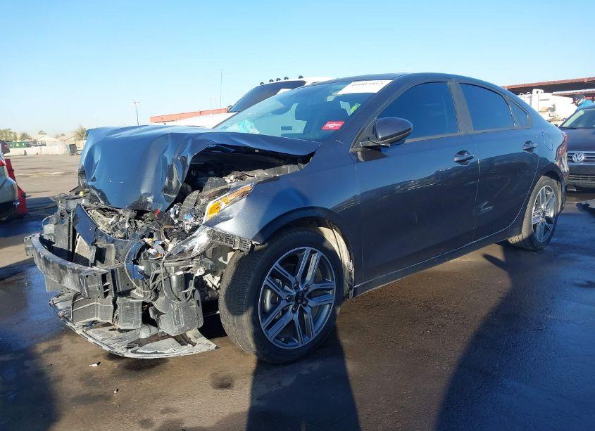 Photo 2 of 2019 Kia Forte S (VIN 3KPF34AD6KE048624)